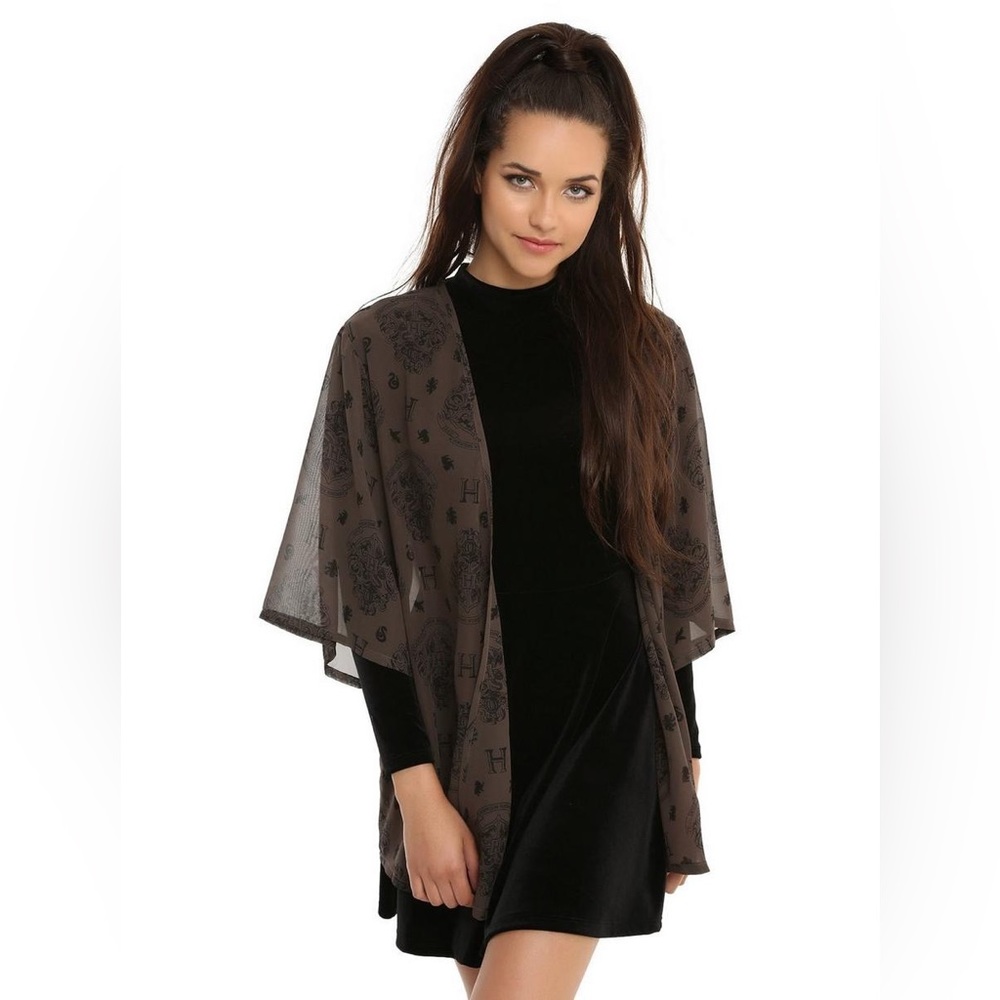 HARRY POTTER Hogwarts Crest Print CHIFFON KIMONO!